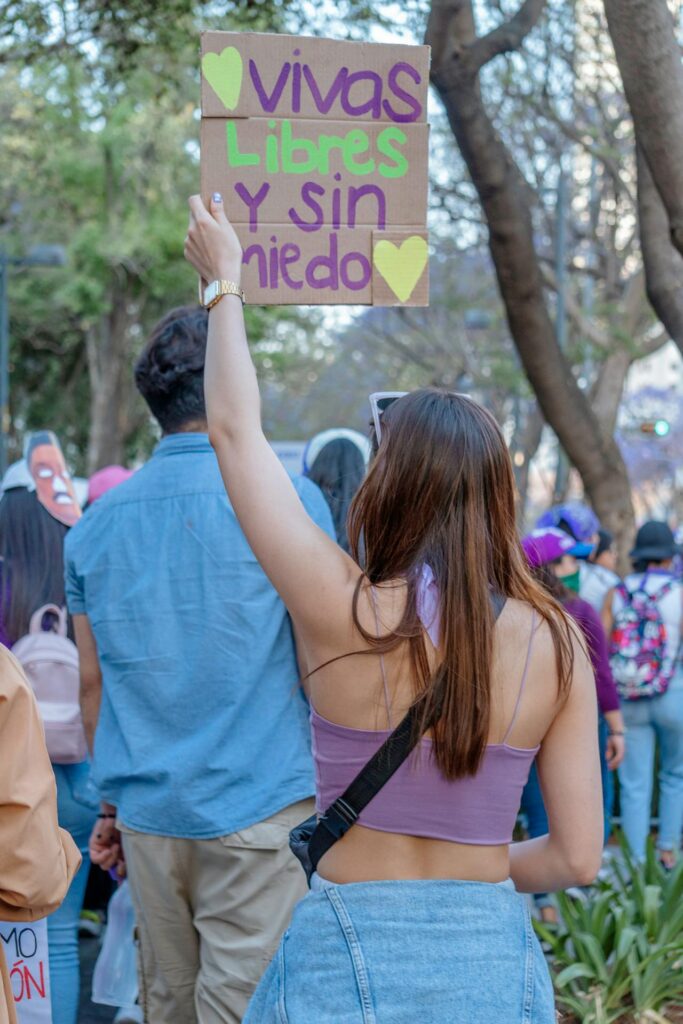 En Latinoamérica, la situación es diversa. Algunos países han logrado avances importantes, mientras que otros enfrentan desafíos significativos. La violencia de género en temas de violencia de género.