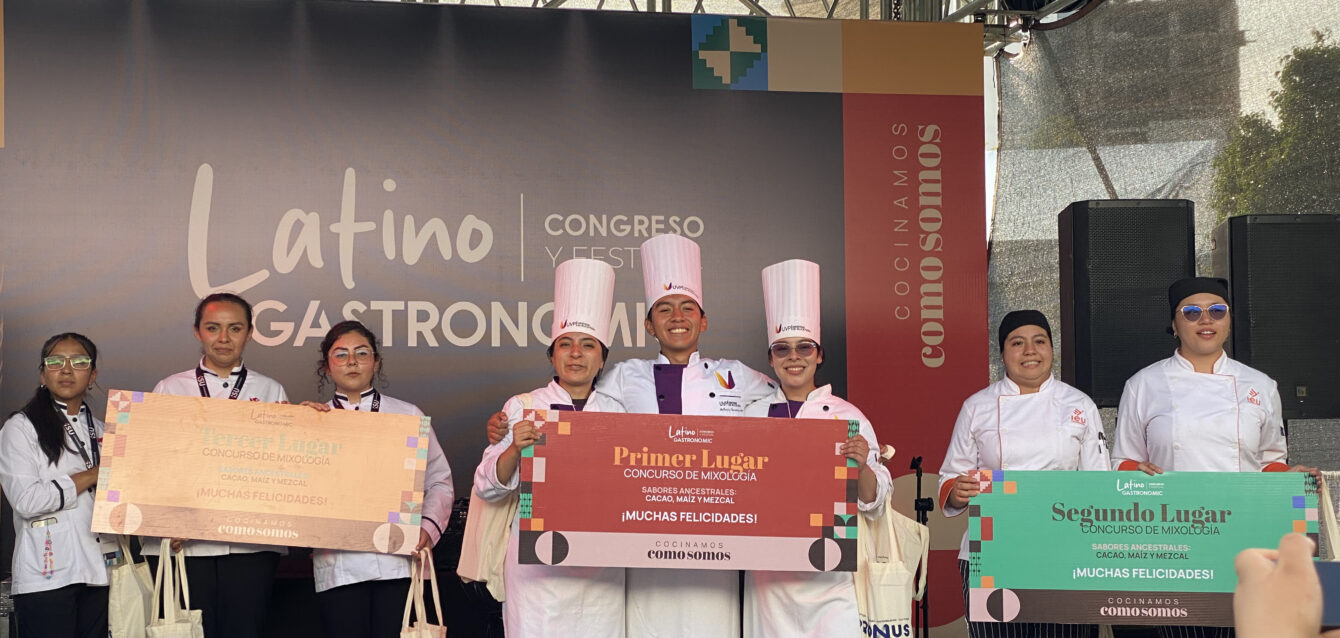 Jóvenes mixólogos reinventan tradición en Latino Gastronomic 2025